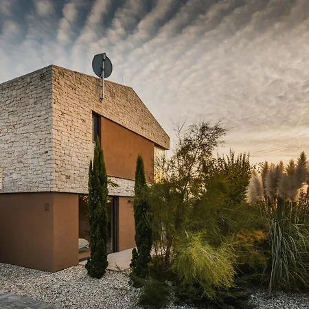 Villa Vigneto